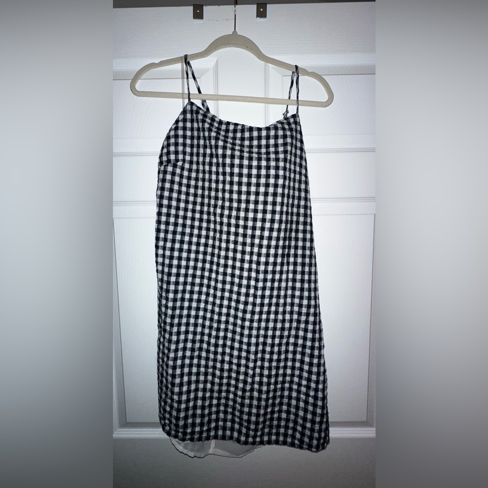 American Eagle black and white, checkered, a-line dress with tie-back